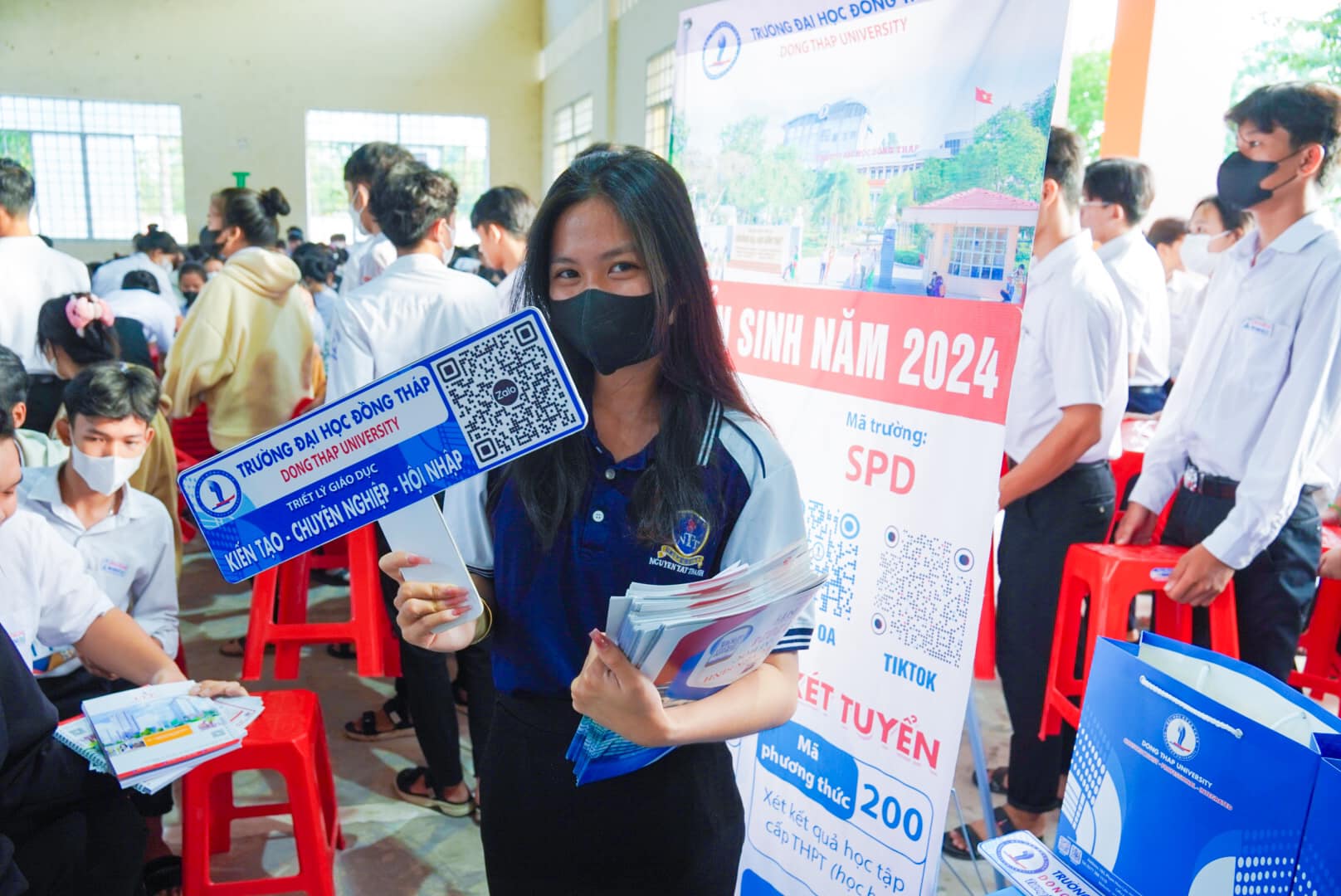 Hoạt động tư vấn hướng nghiệp, tuyển sinh đại học hệ chính quy năm 2024 tại tỉnh Kiên Giang